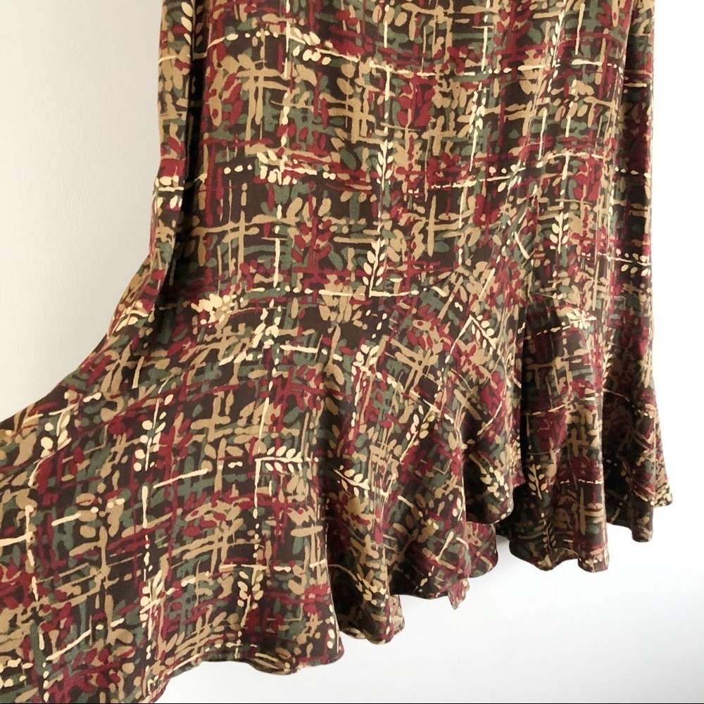 LOFT | Printed Trumpet Style Skirt Sz 8 - Picture 4 of 6